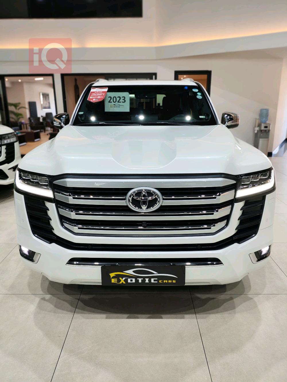 تويوتا لاندكروزر